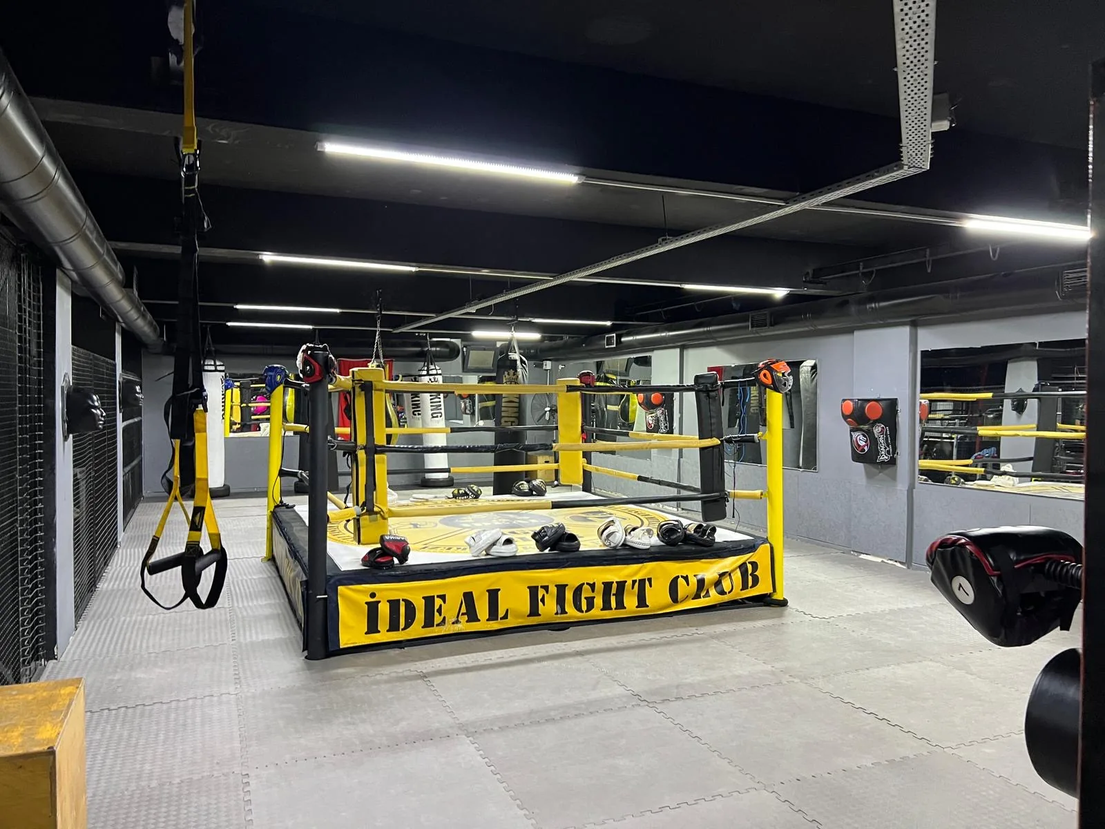 İdeal Fight Club antrenman ringi